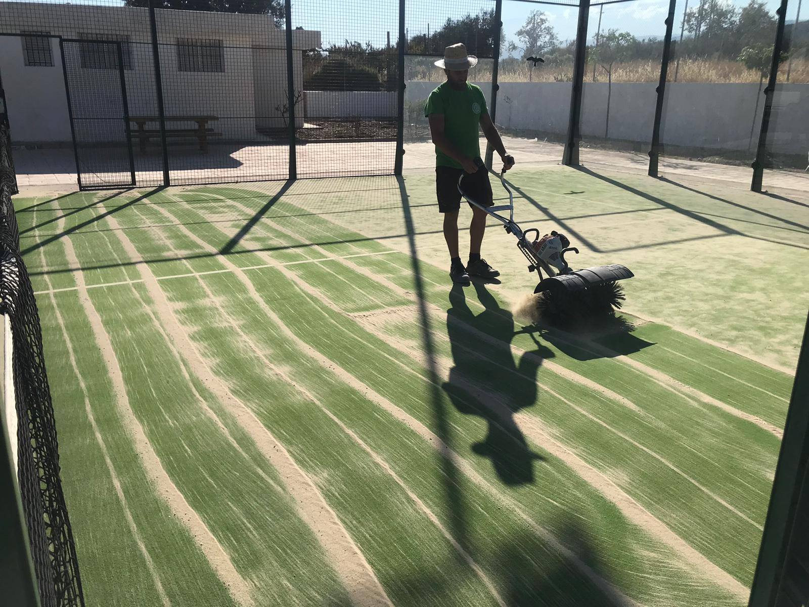 MEJORAS PISTA DE PÁDEL. Haga click aquí para acceder a la galería de imágenes.